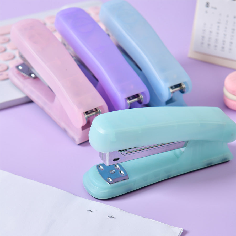 1 Stapler Set Includes Medium Stapler+Stapler Classic Style Suitable for Office, Study, Student Stationery, Office Supplies