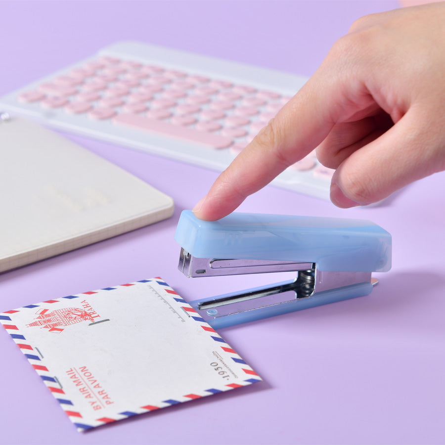 1 Stapler Set Includes Medium Stapler+Stapler Classic Style Suitable for Office, Study, Student Stationery, Office Supplies