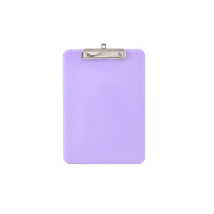 A4写字板4个装，写字板，塑料文件夹，适用于护理、学生、办公 4-pack A4 writing board, writing board, plastic folder, suitable for nursing, student, and office use
