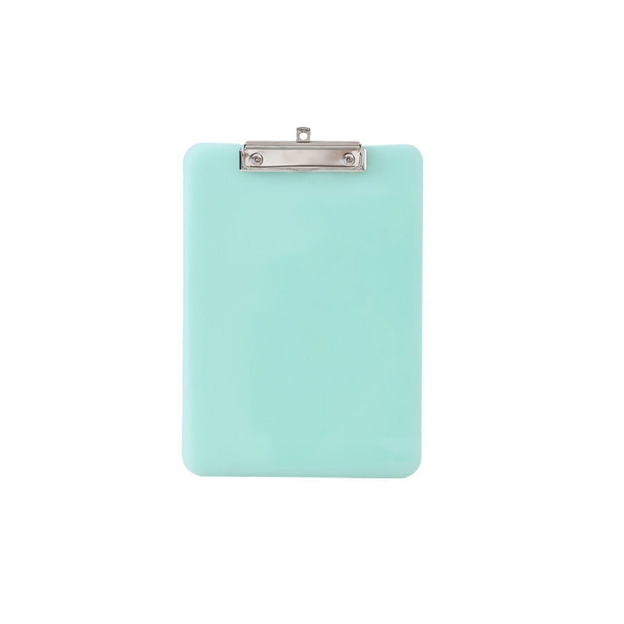 A4写字板4个装，写字板，塑料文件夹，适用于护理、学生、办公 4-pack A4 writing board, writing board, plastic folder, suitable for nursing, student, and office use