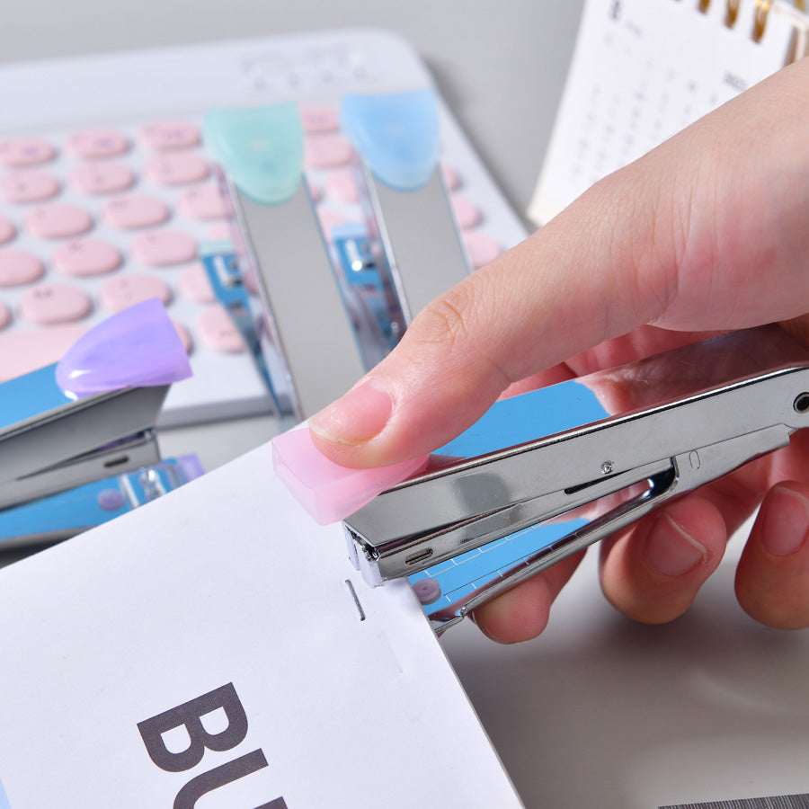 1 Stapler Set Includes Medium Stapler+Stapler Classic Style Suitable for Office, Study, Student Stationery, Office Supplies